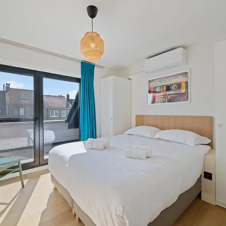 Oostwest - Ruime Woning Met Tuin Nabij Holiday home Ostend